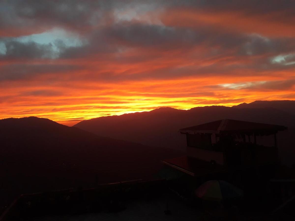 Little Singamari Home Stay Darjeeling  Exteriör bild